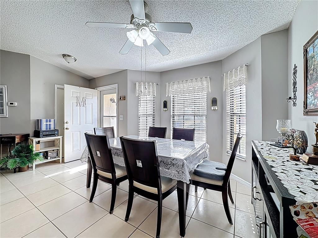 3622 Tree Line Way St. Cloud, FL 34769 - Photo 8 of 39