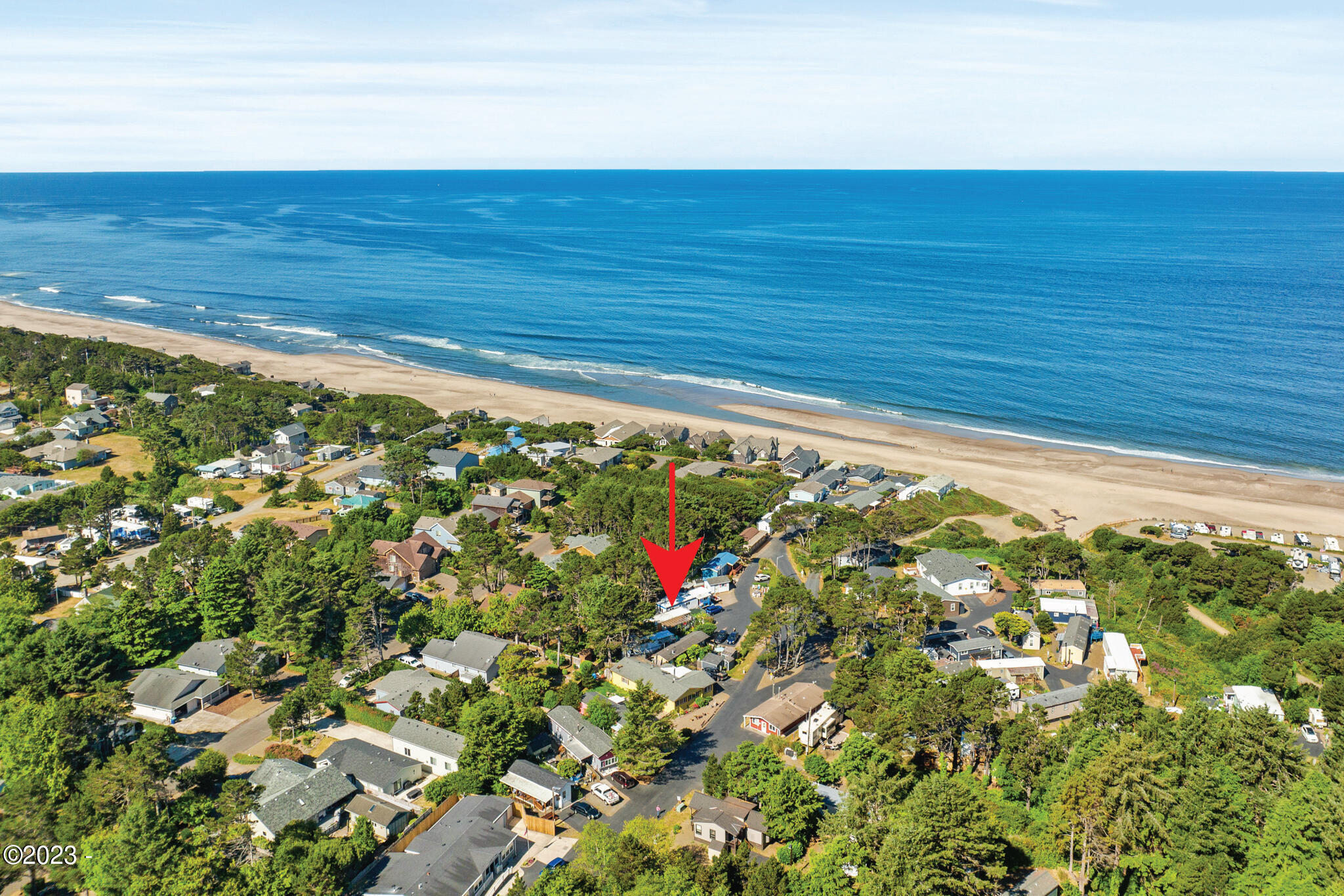 4875 North Us-101 Depoe Bay, OR 97341 - Photo 2 of 36 4875-N-Hwy-101-#13-Depoe-Bay-OR-02_arrow
