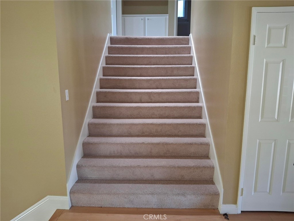 12 Hidalgo Irvine, CA 92620 - Photo 13 of 24 a view of entryway