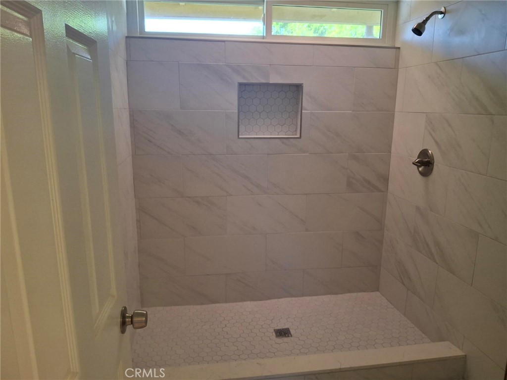 12 Hidalgo Irvine, CA 92620 - Photo 17 of 24