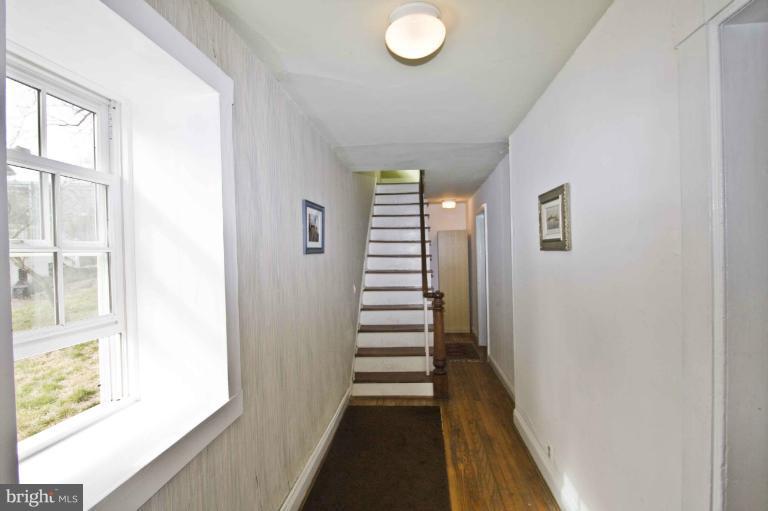 3788 Church Road Ellicott City, MD 21043 - Photo 7 of 27 Front Hallway