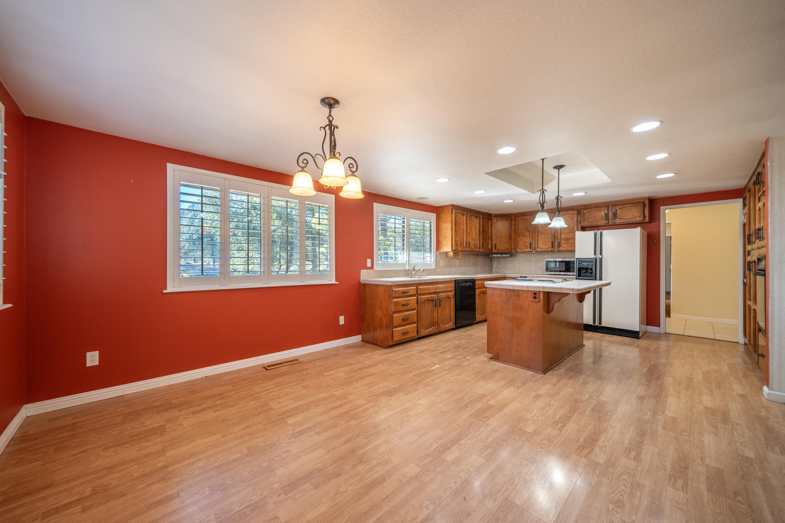 8751 Goldstone Lane Redding, CA 96001 - Photo 12 of 58 8751 Goldstone Ln-27