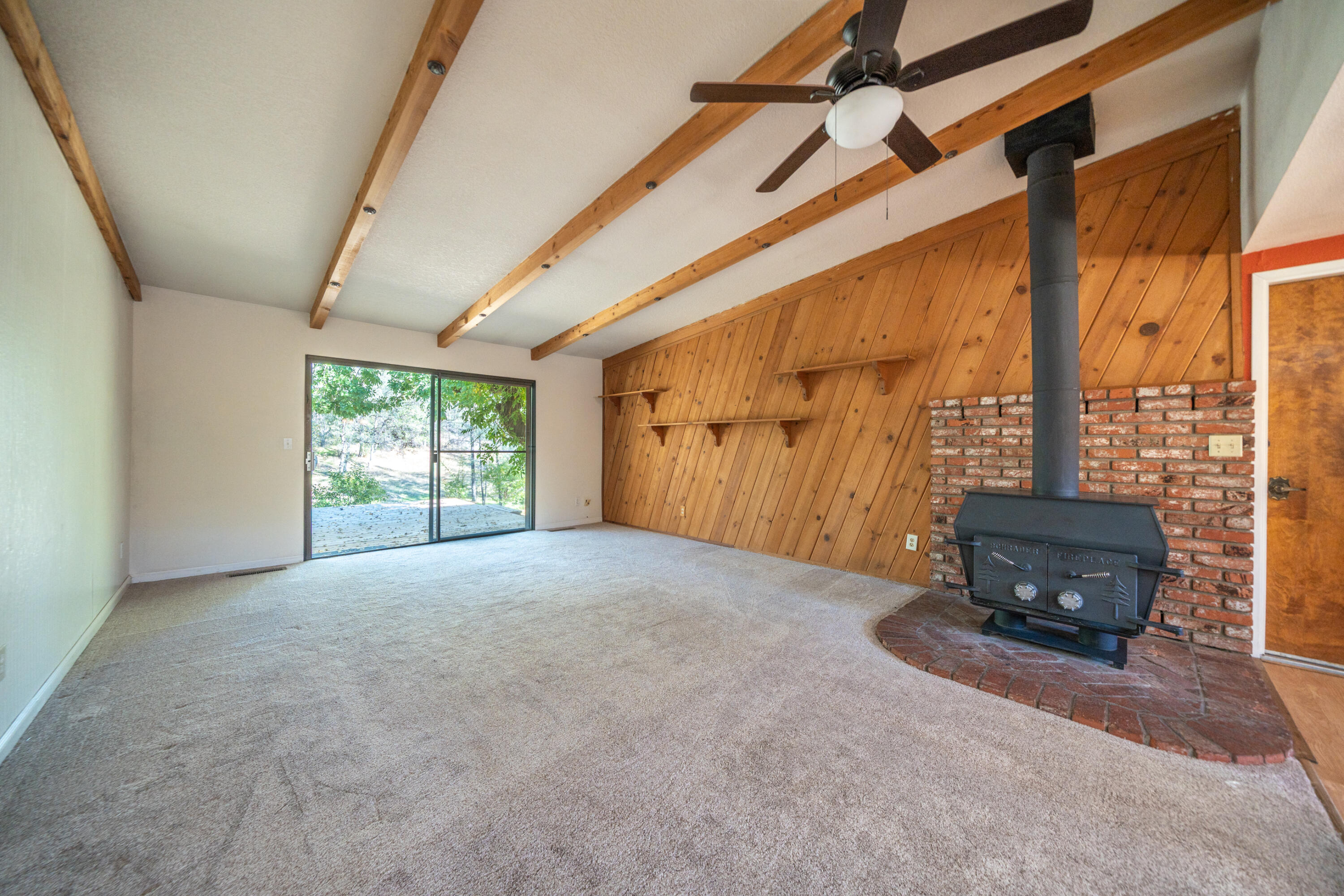 8751 Goldstone Lane Redding, CA 96001 - Photo 17 of 58 8751 Goldstone Ln-22