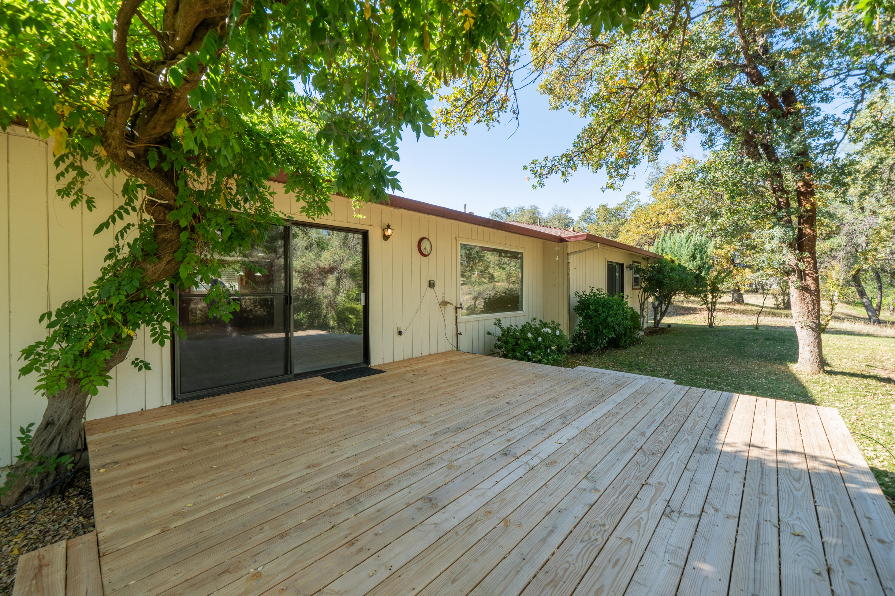 8751 Goldstone Lane Redding, CA 96001 - Photo 35 of 58 8751 Goldstone Ln-52