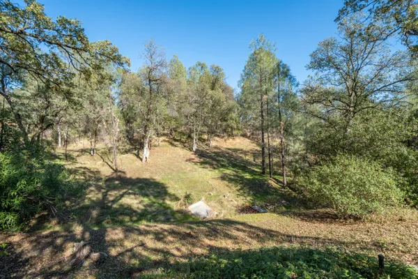$525,000 | 8751 Goldstone Lane, Redding, CA 96001