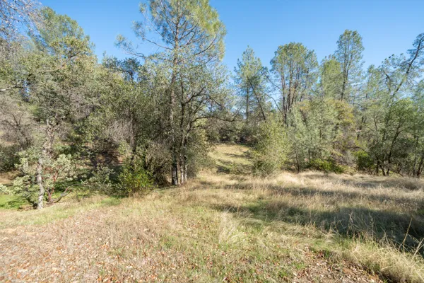 $525,000 | 8751 Goldstone Lane, Redding, CA 96001