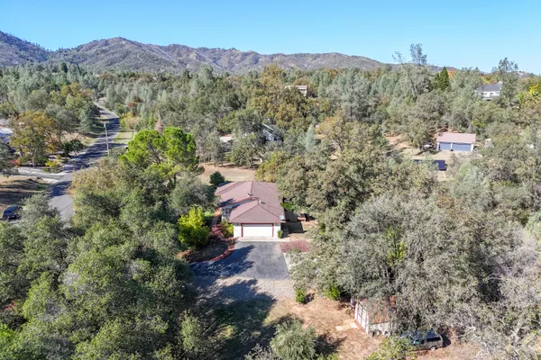 $525,000 | 8751 Goldstone Lane, Redding, CA 96001