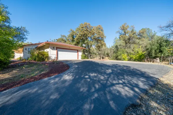 $525,000 | 8751 Goldstone Lane, Redding, CA 96001