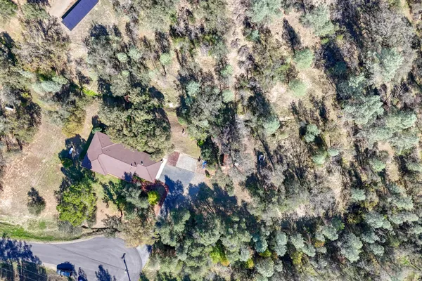 $525,000 | 8751 Goldstone Lane, Redding, CA 96001