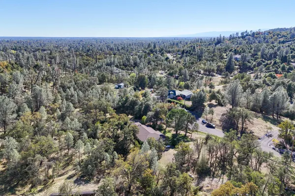 $525,000 | 8751 Goldstone Lane, Redding, CA 96001