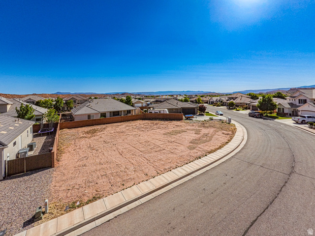 422 Saddleback Road, Unit 44 Washington, UT 84780 - Photo 2 of 10