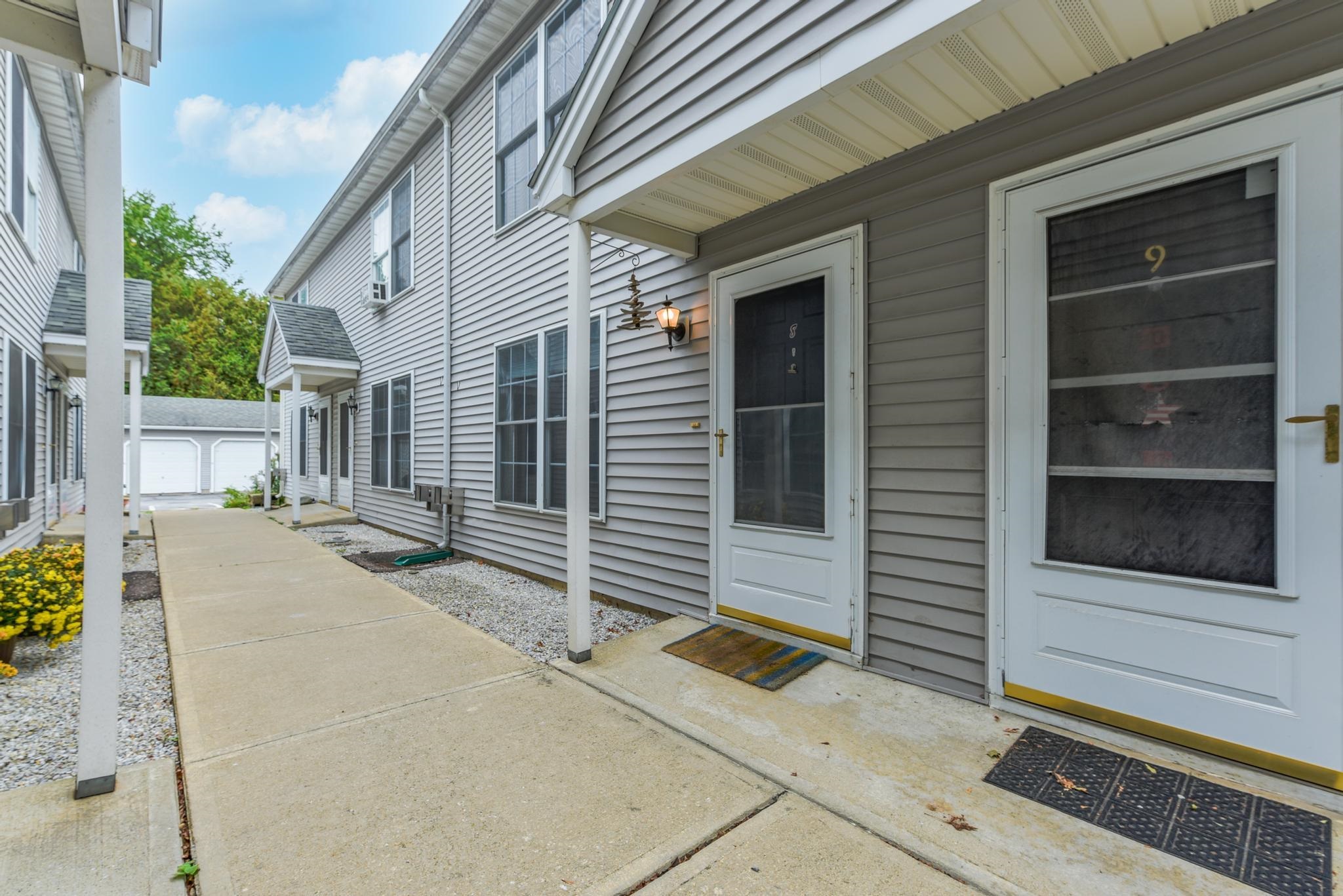72 Main Street, Unit 8 Milton, VT 05468 - Photo 17 of 20 Gallery Image 17