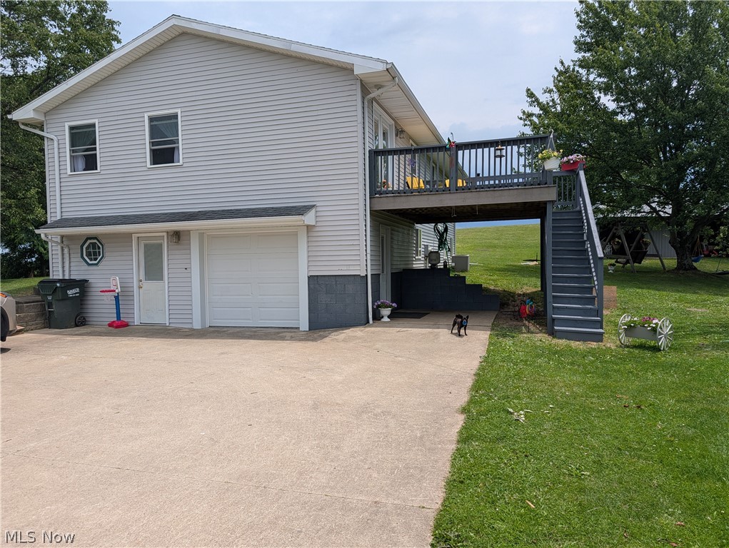 41401 Hanover Ridge Road Jewett, OH 43986 - Photo 4 of 28 With garage