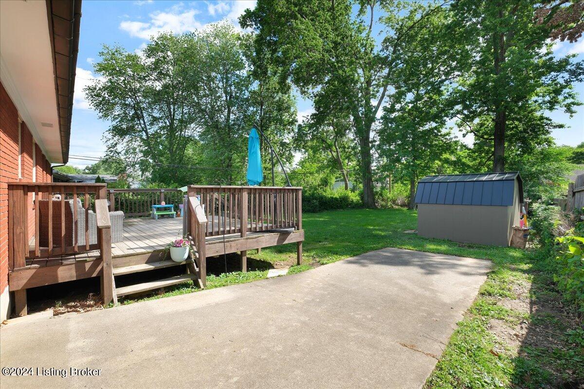 3810 Chatham Road Louisville, KY 40218 - Photo 35 of 46 Additional Parking beyond the carport