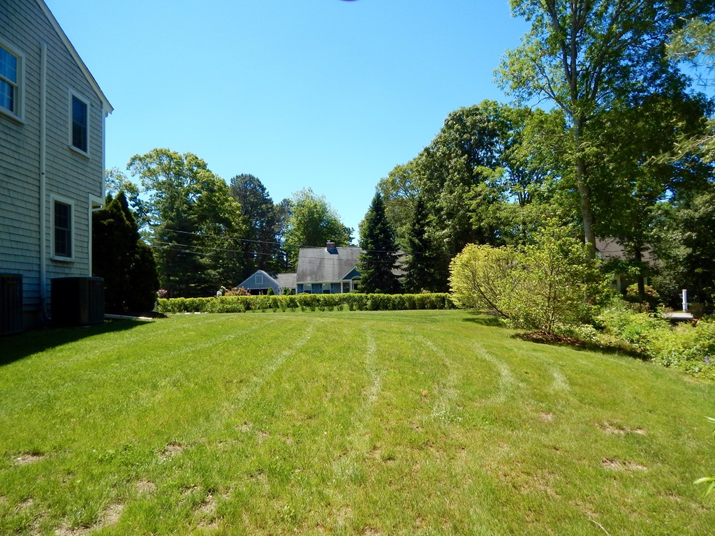 28 Stonehorse Road Barnstable, MA 02655 - Photo 2 of 23