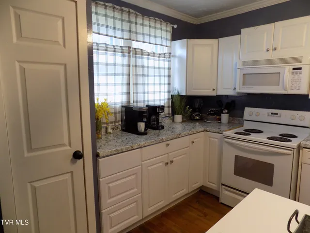 $199,900 | 1200 East McKinney Avenue, Rogersville, TN 37857