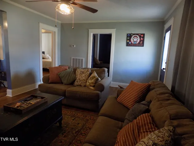 $199,900 | 1200 East McKinney Avenue, Rogersville, TN 37857