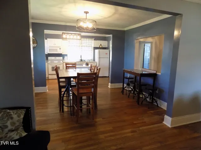 $199,900 | 1200 East McKinney Avenue, Rogersville, TN 37857