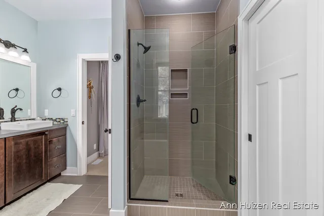 $575,000 | 9495 Douglas Fir Court Northeast, Sparta, MI 49345