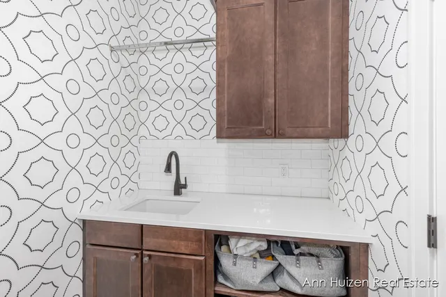 $575,000 | 9495 Douglas Fir Court Northeast, Sparta, MI 49345