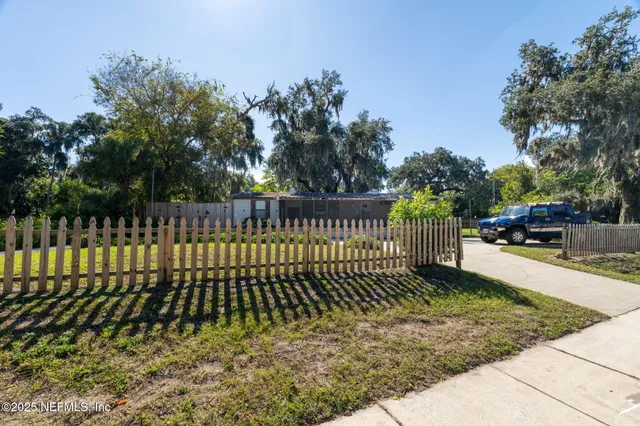 $389,000 | 942 Wonderwood Drive, Jacksonville, FL 32233