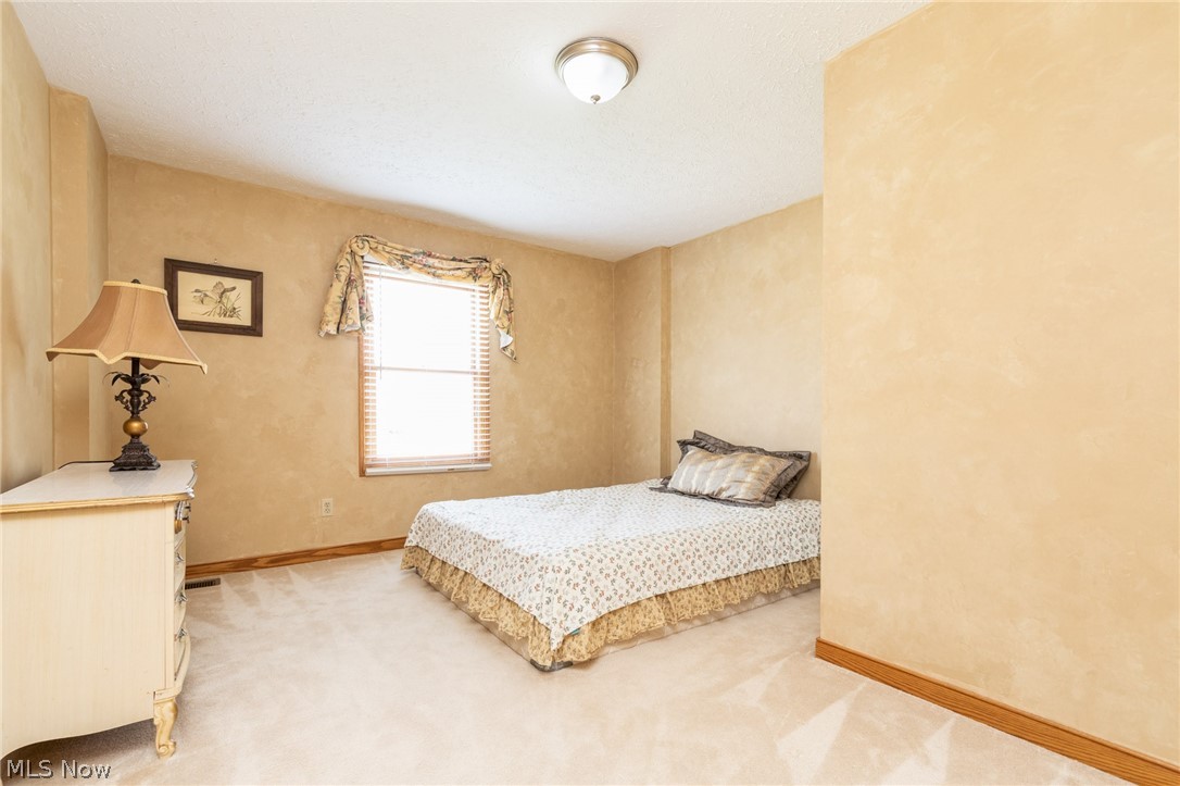 31522 Arthur Road Solon, OH 44139 - Photo 21 of 29