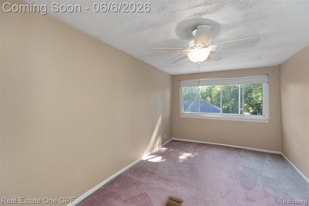 957 Fisher Road Grosse Pointe, MI 48230 - Photo 29 of 38