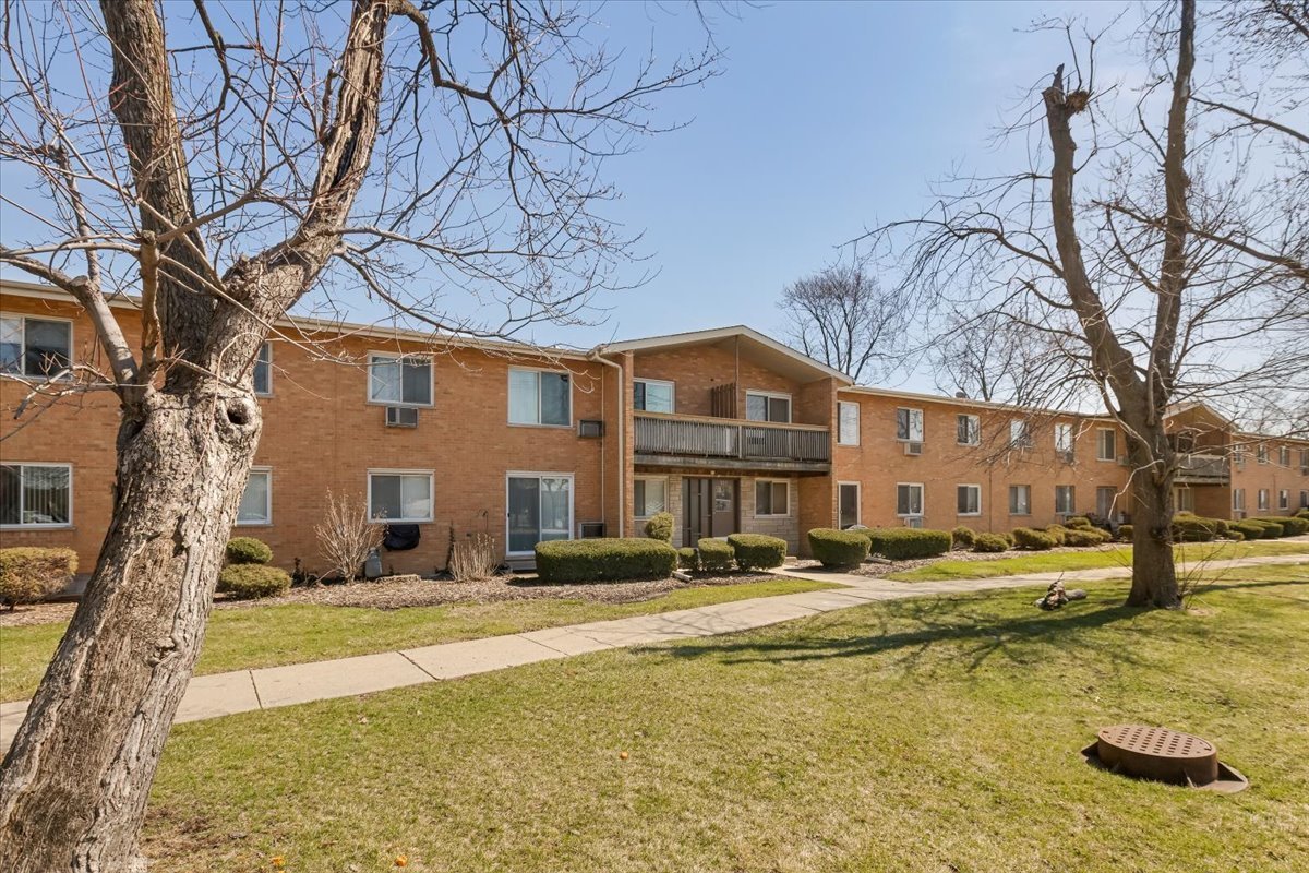 701 Elmhurst Road, Unit H Des Plaines, IL 60016 - Photo 20 of 21