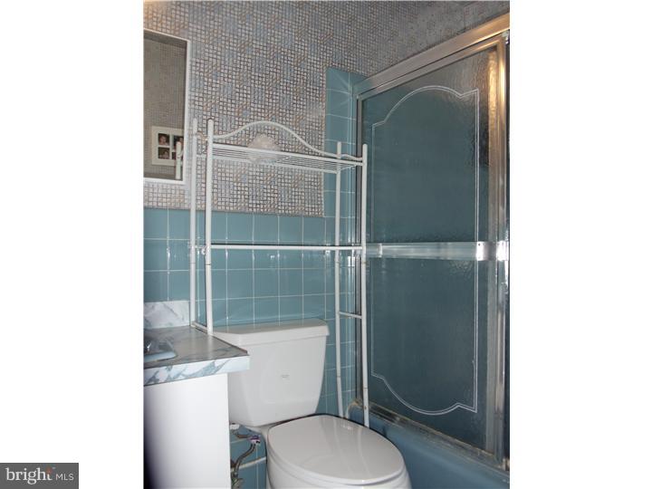 1149 Oliver Road Huntingdon Valley, PA 19006 - Photo 14 of 20 Gallery Image 14