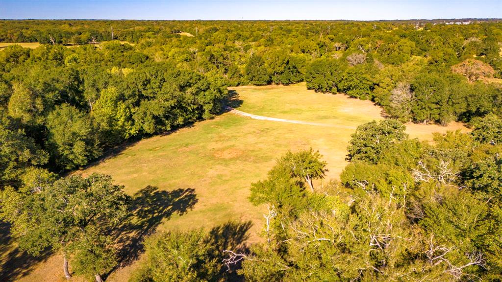 45 Interstate 45 Fairfield, TX 75840 - Photo 17 of 32 a view of an ocean