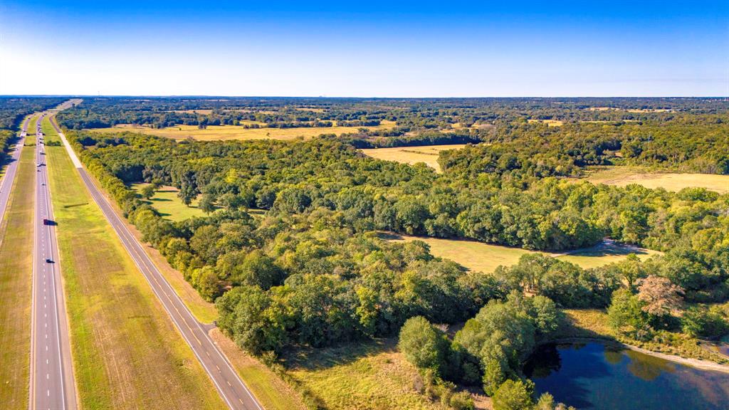 45 Interstate 45 Fairfield, TX 75840 - Photo 19 of 32 a view of a large body of water with a building