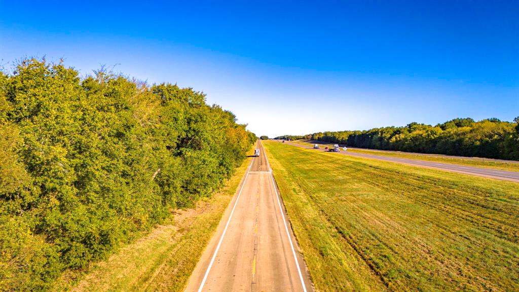 45 Interstate 45 Fairfield, TX 75840 - Photo 6 of 32 a view of swimming pool with an ocean from next to house
