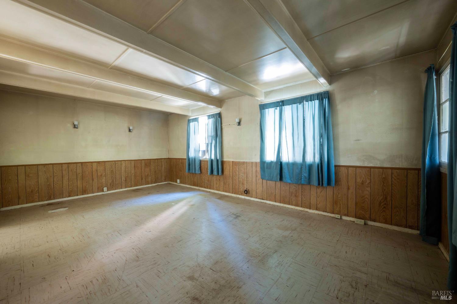 17390 Riverside Drive Guerneville, CA 95446 - Photo 3 of 20 a view of an empty room