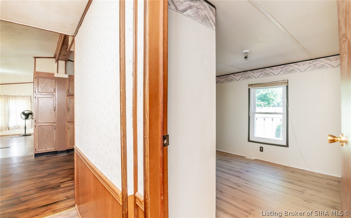 824 East Marshfield Road Scottsburg, IN 47170 - Photo 23 of 48 Gallery Image 23