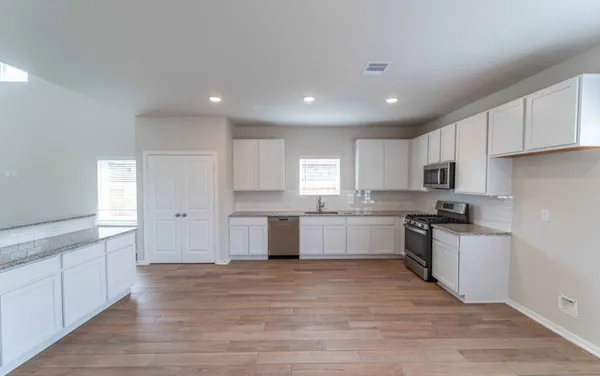 $3,495 | 4814 Magnolia Spgs Drive, Pearland, TX 77584