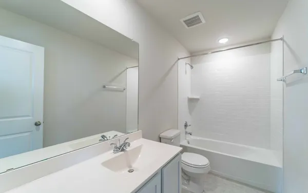 $3,495 | 4814 Magnolia Spgs Drive, Pearland, TX 77584