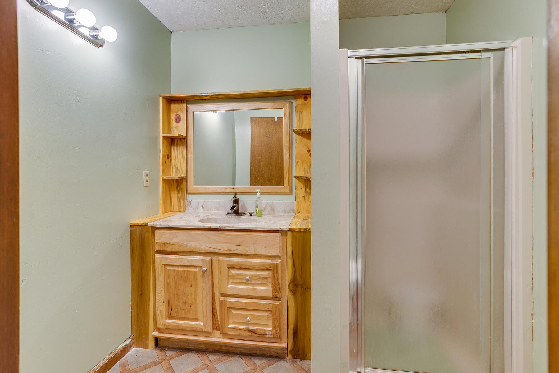 1101 Chippendale Road Kingsport, TN 37660 - Photo 28 of 30 028