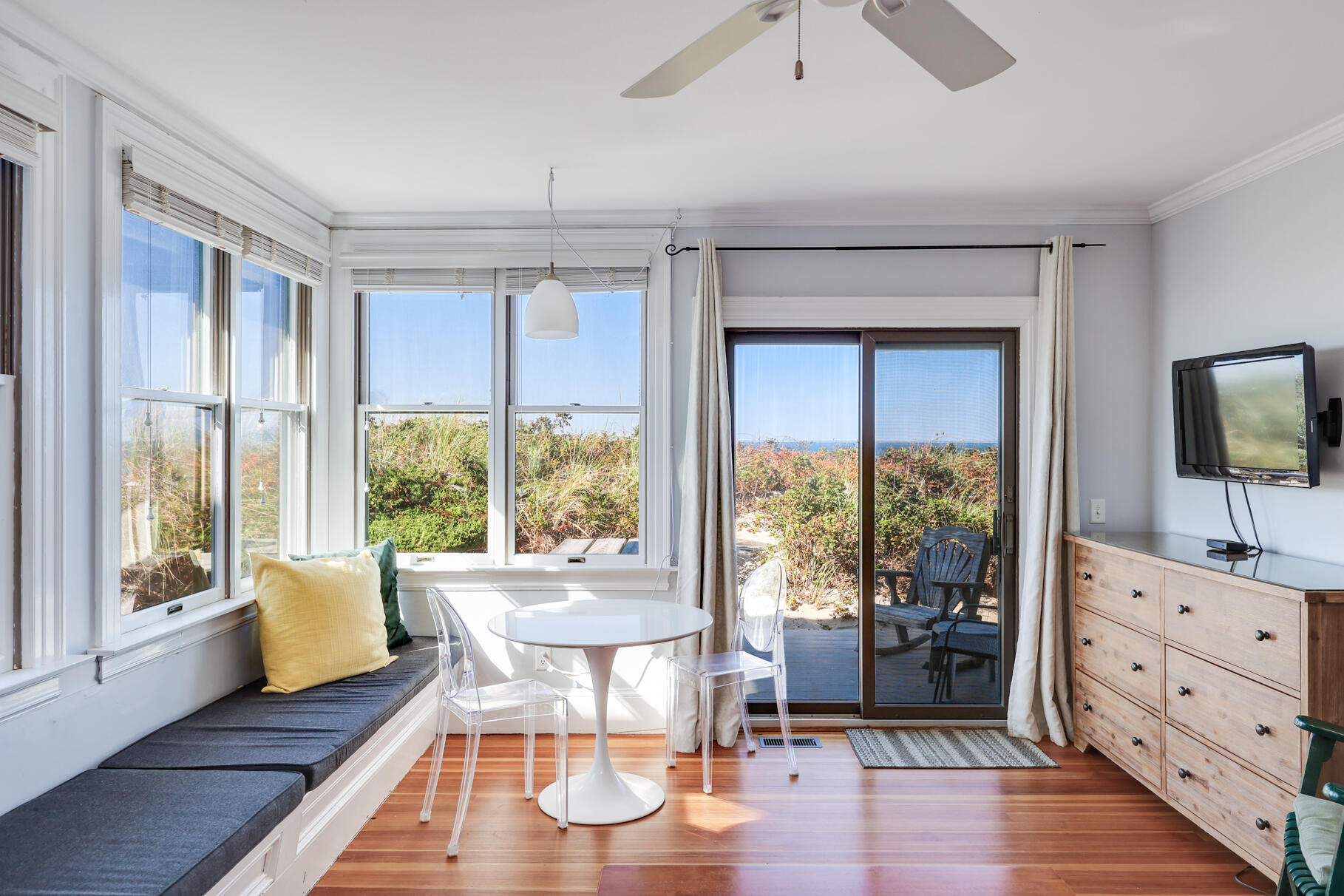 261 Linnell Landing Road, Unit 2 Brewster, MA 02631 - Photo 7 of 18 Living room