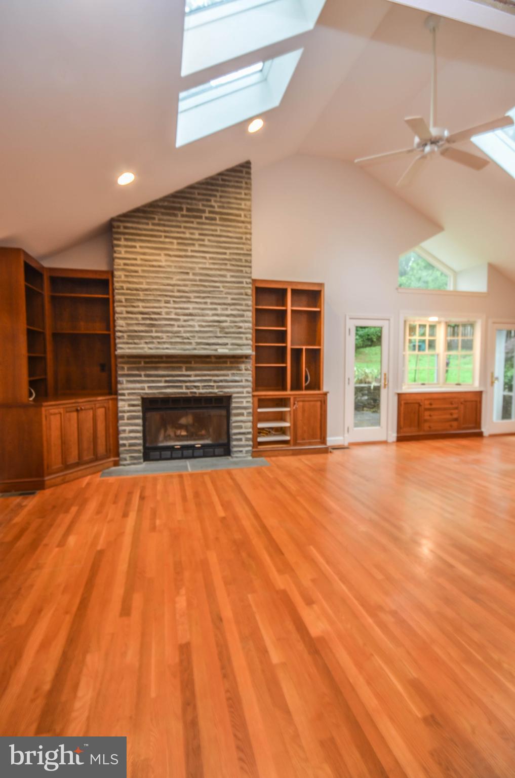 5627 Lamar Road Bethesda, MD 20816 - Photo 12 of 33