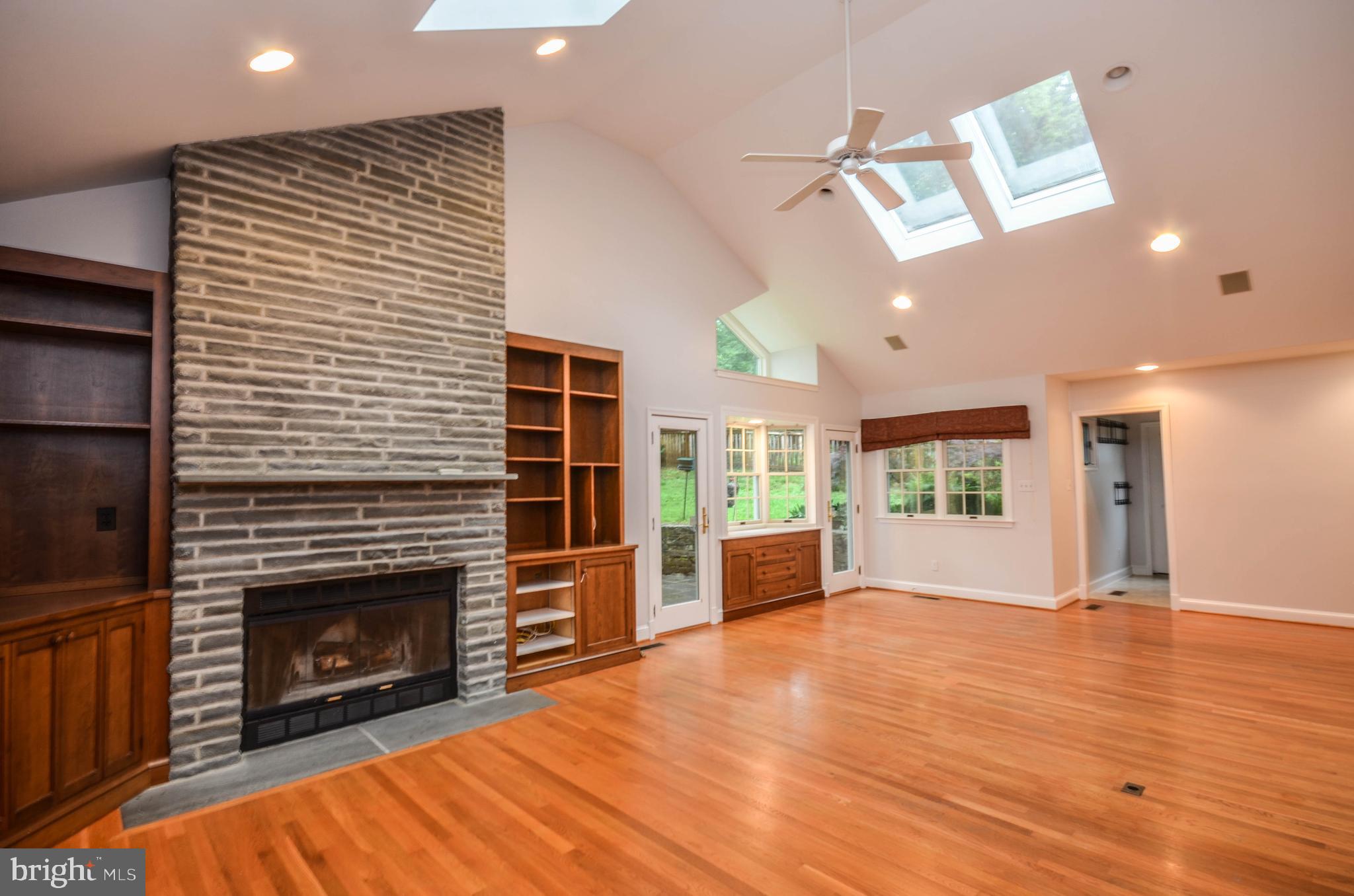5627 Lamar Road Bethesda, MD 20816 - Photo 13 of 33