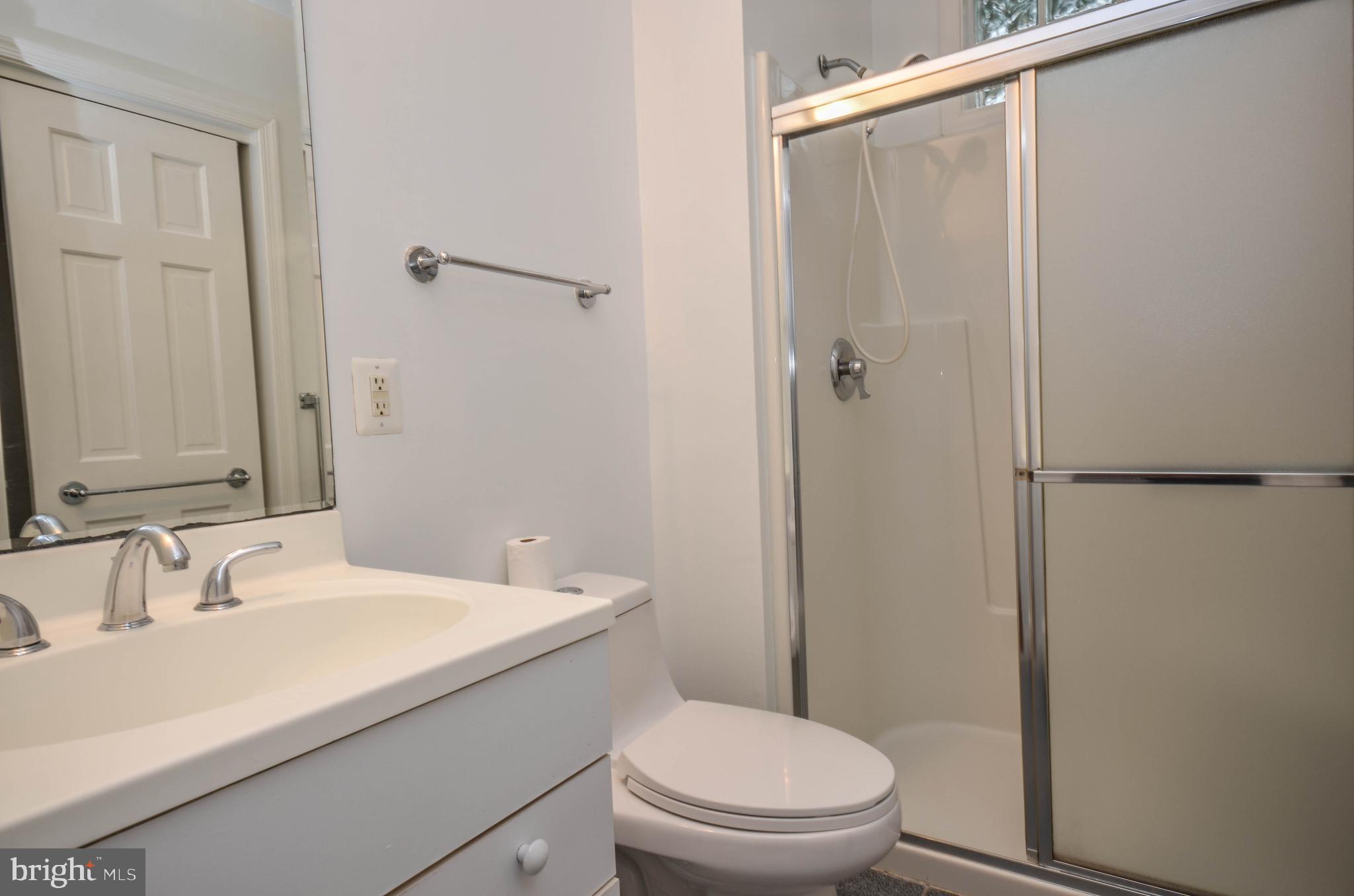 5627 Lamar Road Bethesda, MD 20816 - Photo 14 of 33