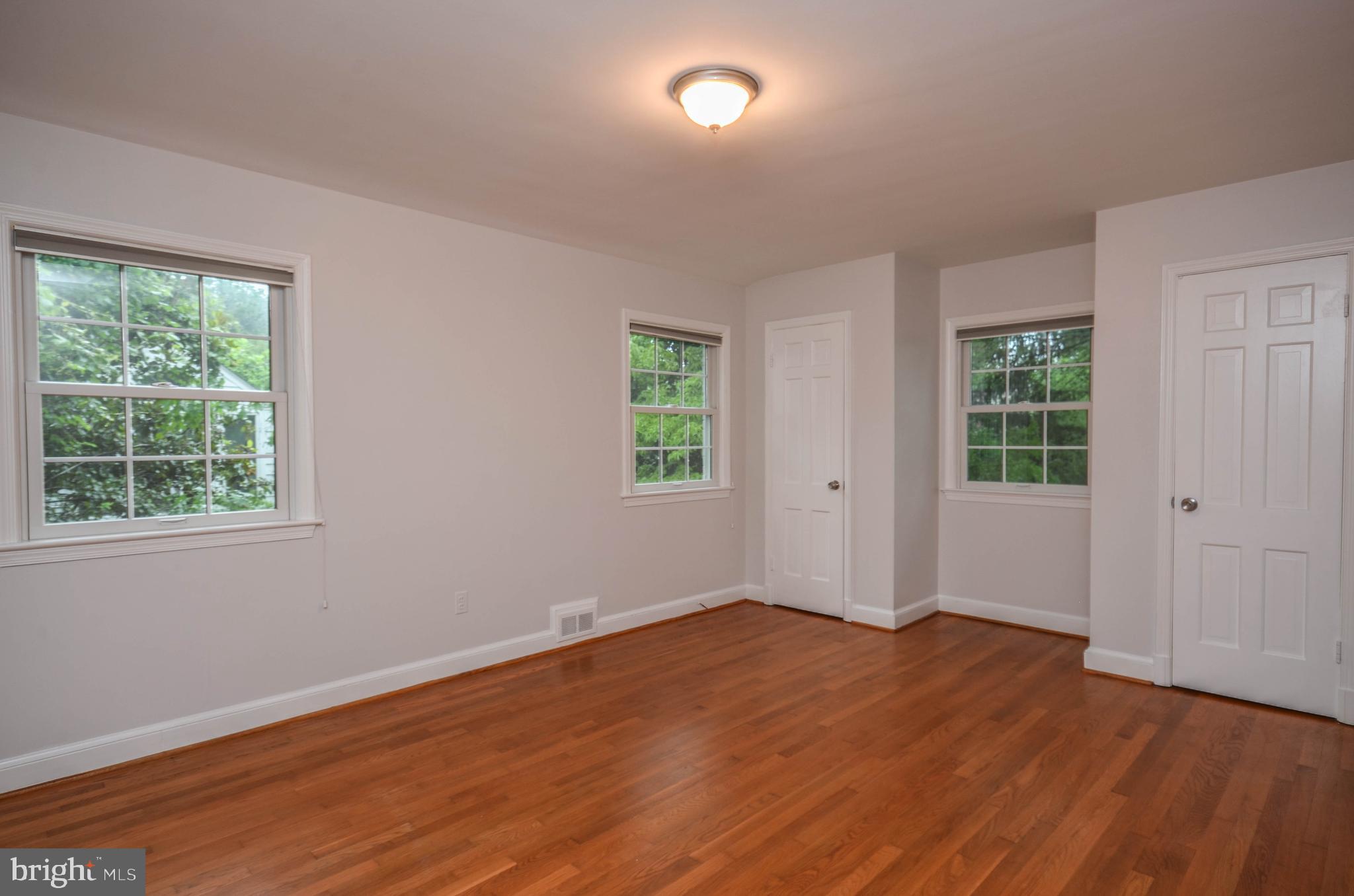 5627 Lamar Road Bethesda, MD 20816 - Photo 17 of 33