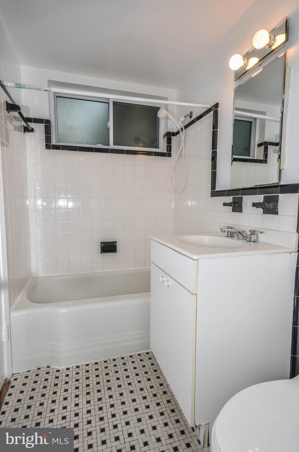 5627 Lamar Road Bethesda, MD 20816 - Photo 24 of 33