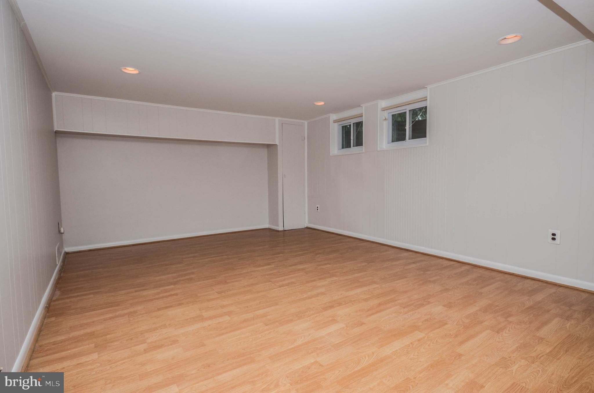 5627 Lamar Road Bethesda, MD 20816 - Photo 25 of 33