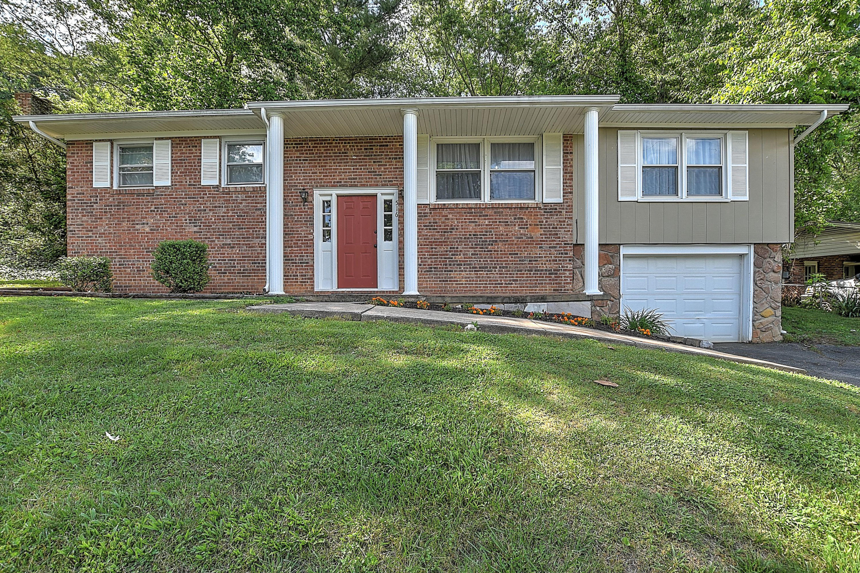 516 Foothills Road Kingsport, TN 37663 - Photo 1 of 33 516 Foothills-2