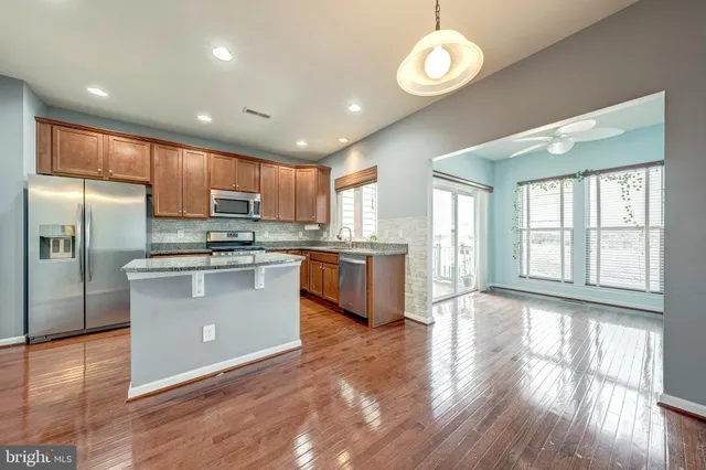 $3,050 | 42644 New Dawn Terrace, Brambleton, VA 20148