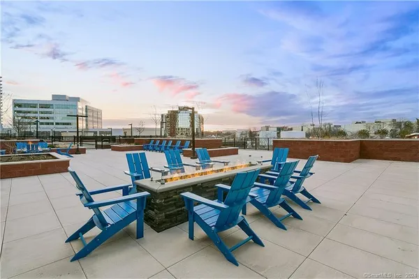 $2,865 | 100 Commons Park North, Unit 759, Stamford, CT 06902
