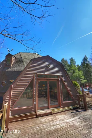 $349,000 | 307 Irish Hill Road, Berne, NY 12059