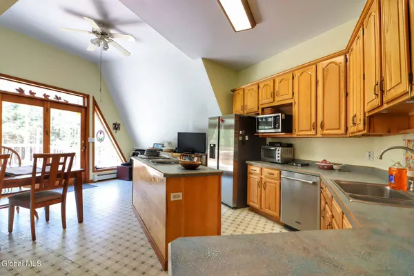 $349,000 | 307 Irish Hill Road, Berne, NY 12059