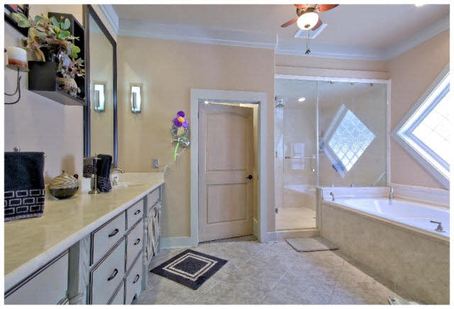 30365 River Road Orange Beach, AL 36561 - Photo 13 of 32 Master bath